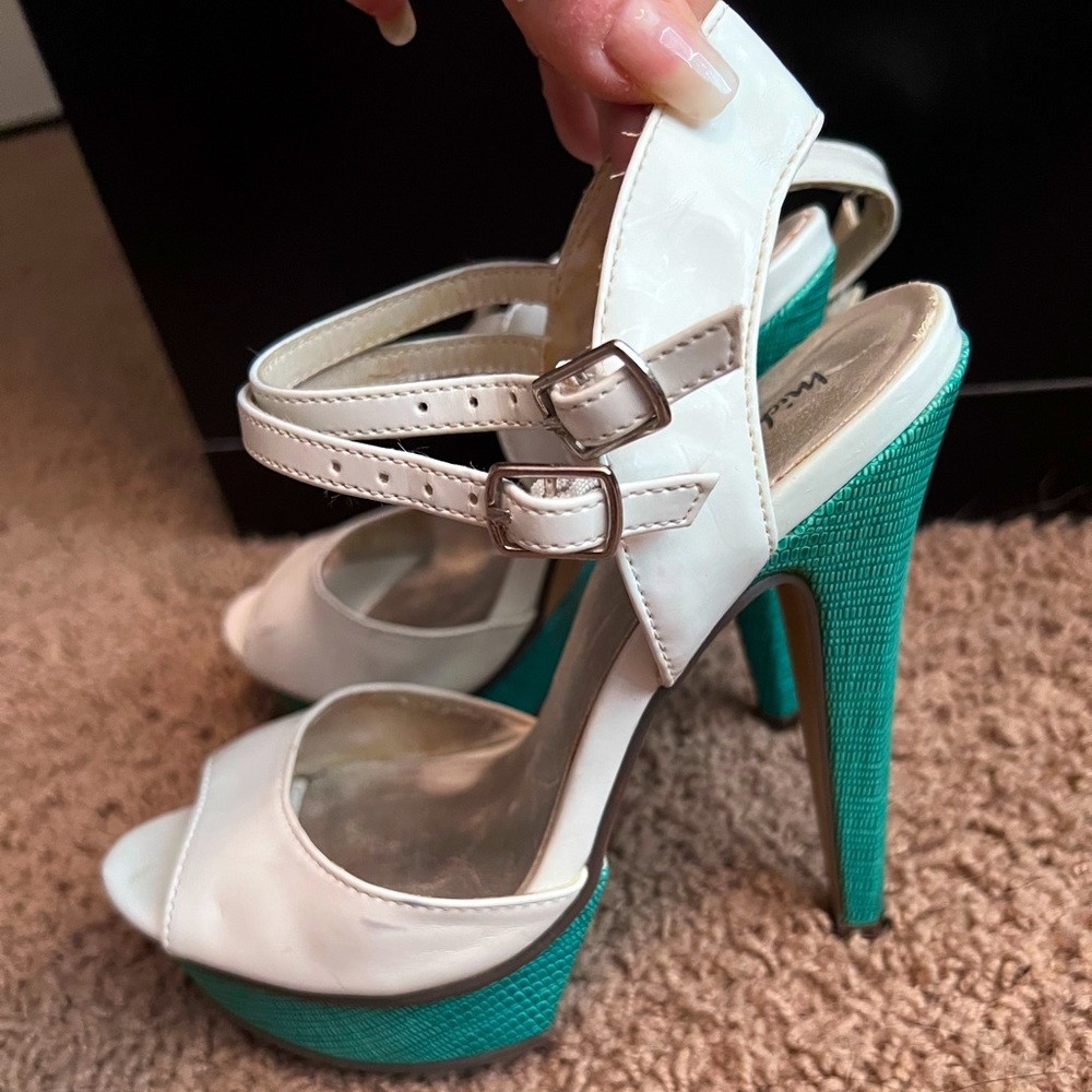Cute dress sandals